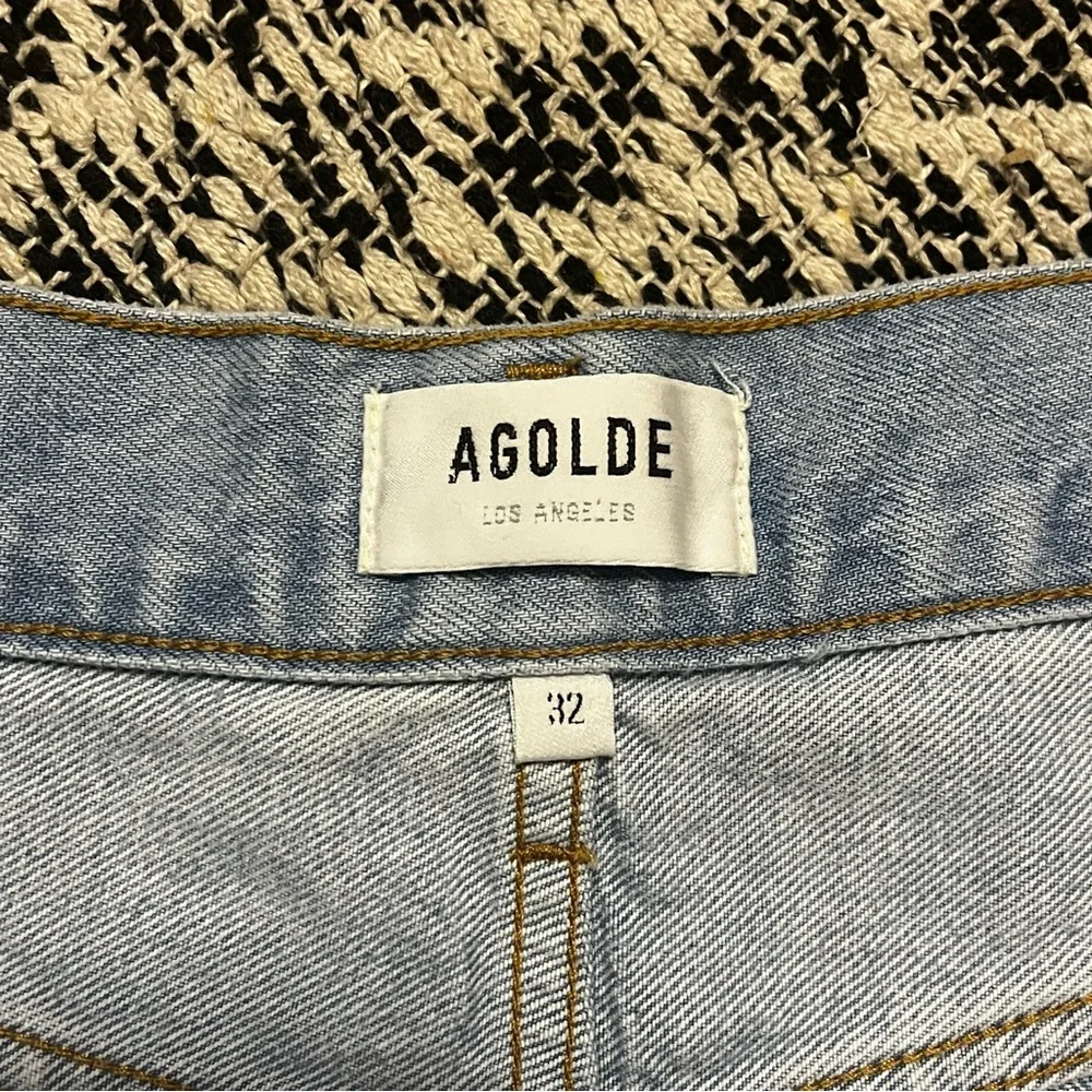 AGOLDE Magda denim shorts in Energy Size 32